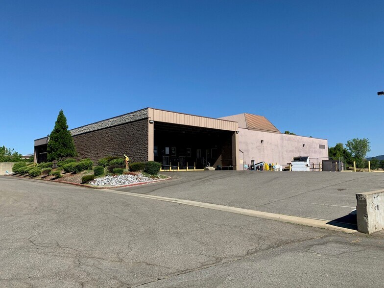 More Photos Of 1101 Twin View Blvd, Redding Office For Sale