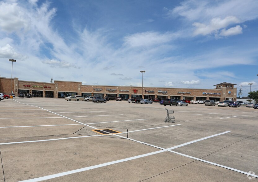 More Photos Of 12330 FM 1960 Rd W, Houston Unknown For Lease