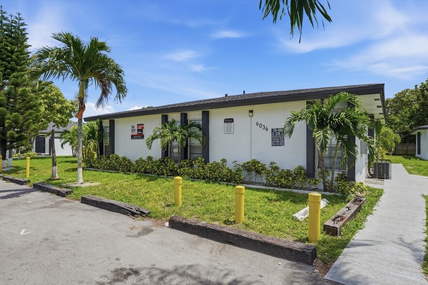 Primary Photo Of 6032 SW 25th St, Miramar Apartments For Sale