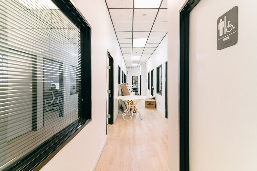 More Photos Of 19010 S Alameda St, Rancho Dominguez Distribution For Lease