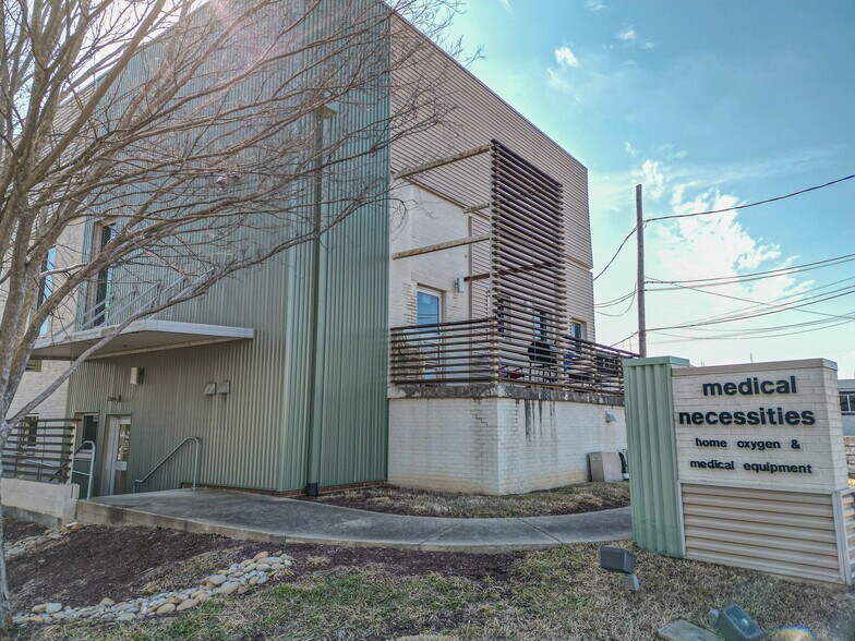 More Photos Of 1811 Charlotte Ave, Nashville General Retail For Sale