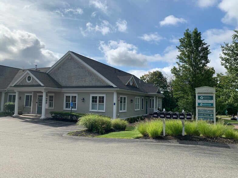 More Photos Of 307 Grafton St, Shrewsbury Office For Lease