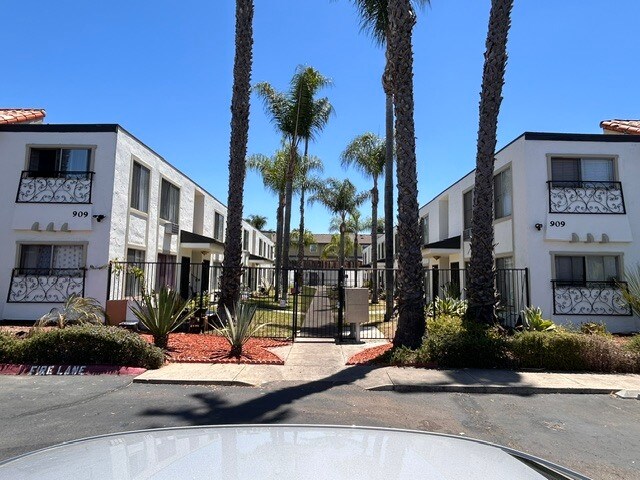 More Photos Of 909 S Sunshine Ave, El Cajon Apartments For Sale