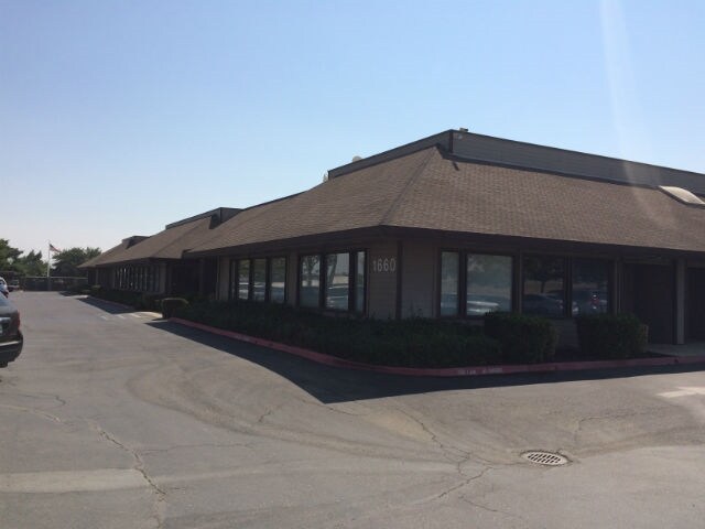 More Photos Of 1660 W Linne Rd, Tracy Office For Lease