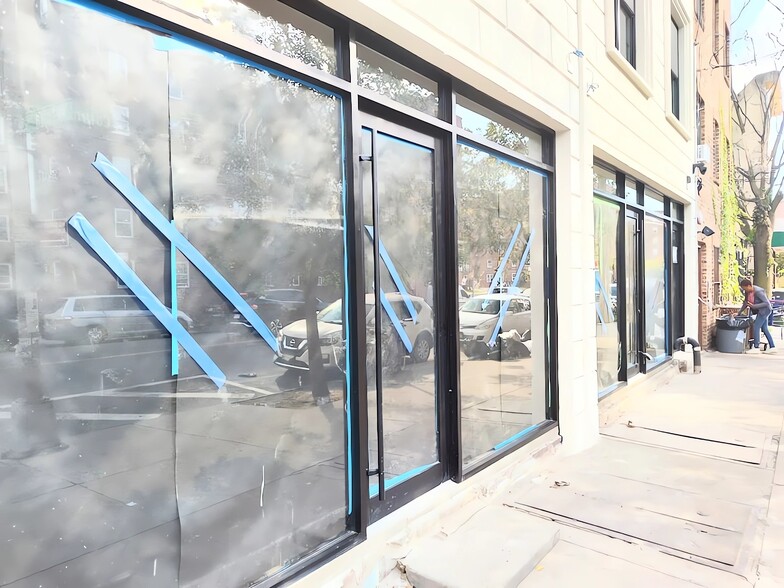 More Photos Of 431 Columbia St, Brooklyn Storefront Retail Residential For Lease