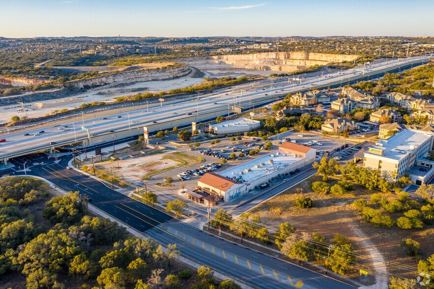 More Photos Of 19314-19422 US Hwy 281 N, San Antonio Land For Lease