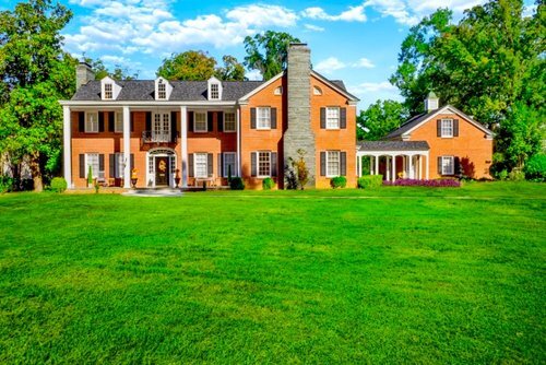 Primary Photo Of 1035 Pee Dee Ave, Albemarle Specialty For Sale