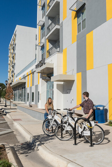 More Photos Of 210 North Edward Gary St, San Marcos Apartments For Lease