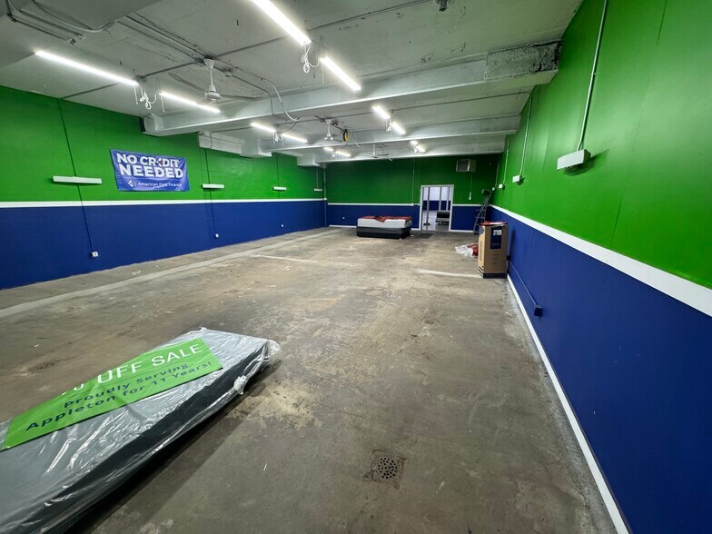 More Photos Of 311 N Superior St, Appleton Industrial For Sale