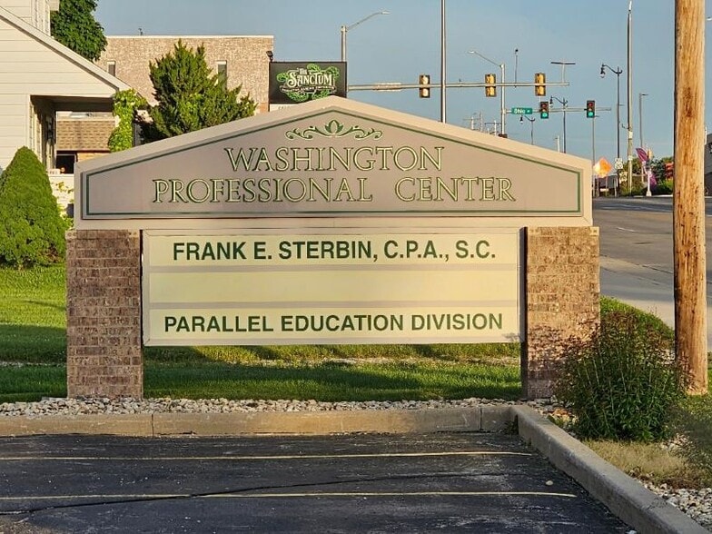 More Photos Of 4501 Washington Ave, Racine Office For Lease