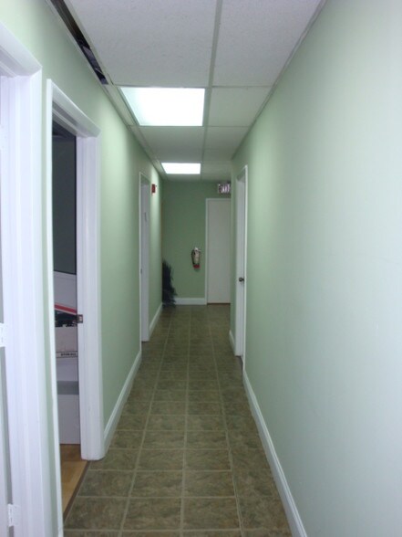 More Photos Of 951 NE 167th St, Miami Medical For Sale