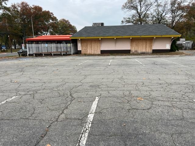 More Photos Of 770 Bound Brook Rd, Middlesex Freestanding For Sale