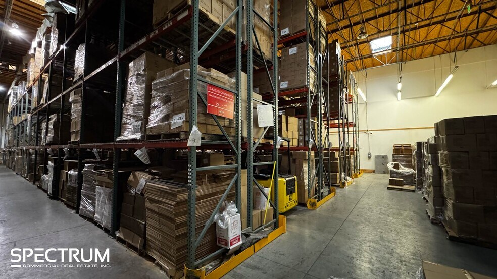 More Photos Of 28361-28385 Constellation Rd, Valencia Manufacturing For Lease