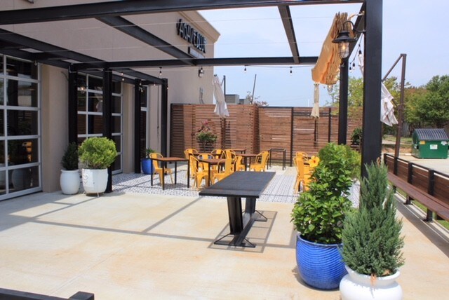 More Photos Of 7673 Perkins Rd, Baton Rouge Storefront For Lease