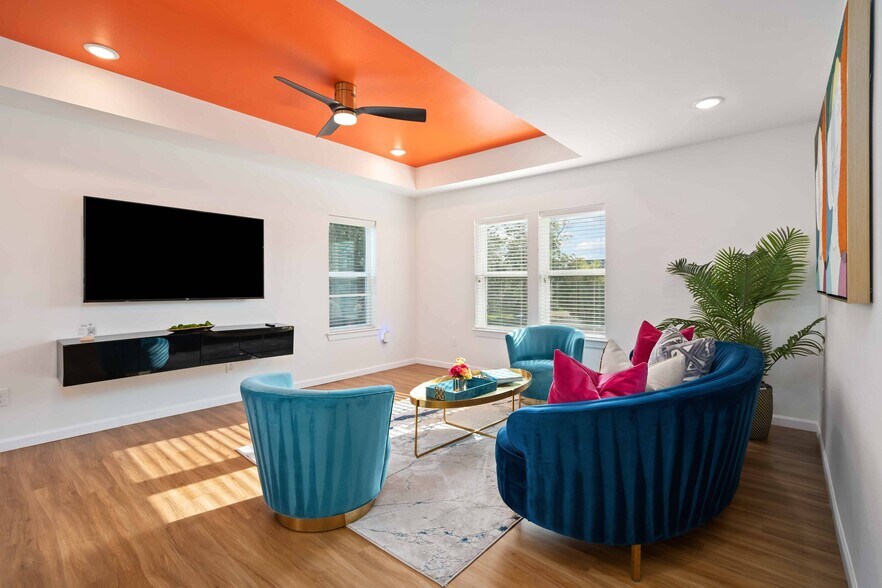 More Photos Of 2806 Rosewood St, Houston Multifamily For Sale