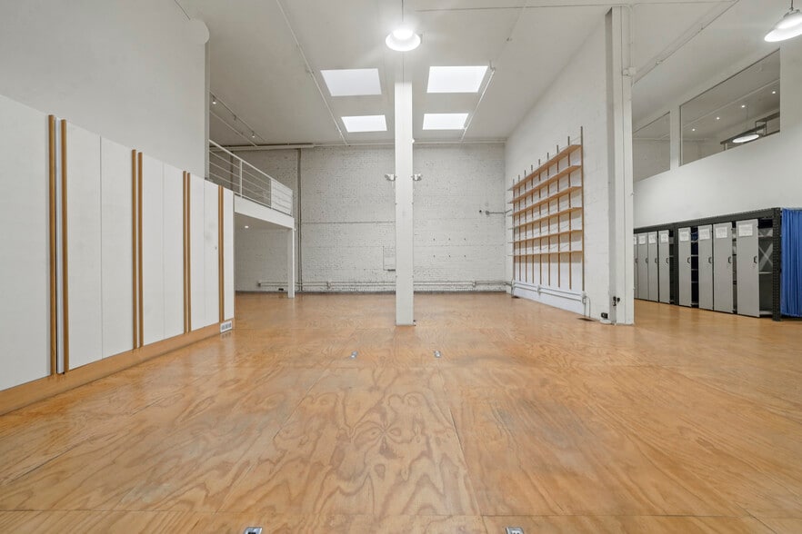 More Photos Of 1706 W Sunset Blvd, Los Angeles Apartments For Lease