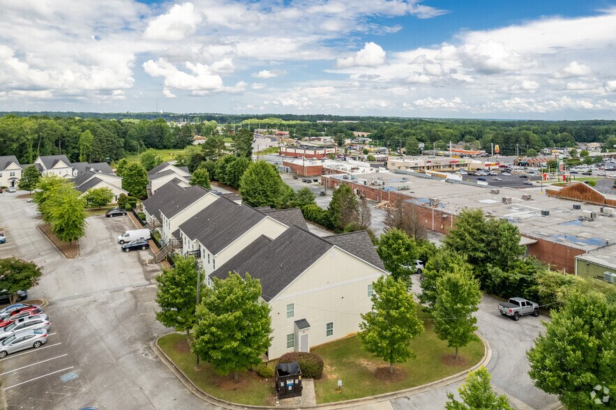 More Photos Of 8325 Office Park Dr, Douglasville Medical For Lease