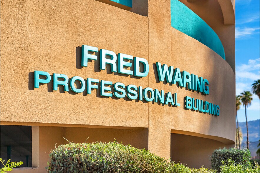 More Photos Of 44100 Monterey Ave, Palm Desert Office For Sale