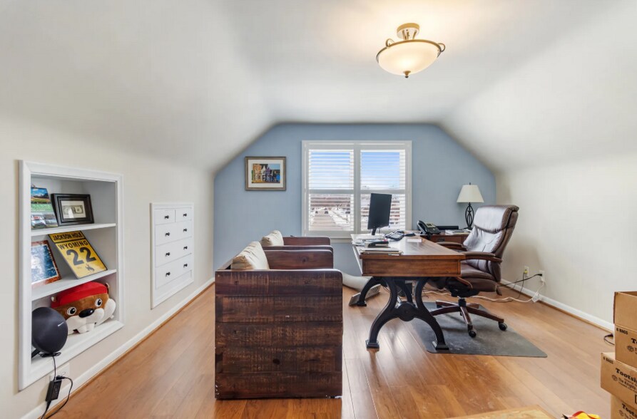 More Photos Of 3101 Rochester Rd, Royal Oak Office For Sale