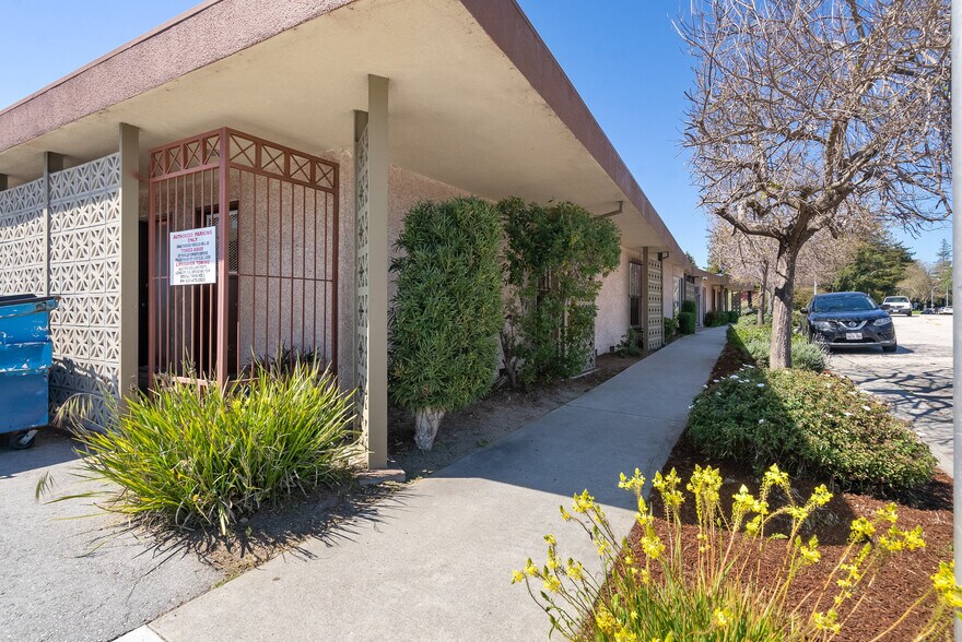 More Photos Of 111 Dakota Ave, Santa Cruz Medical For Sale