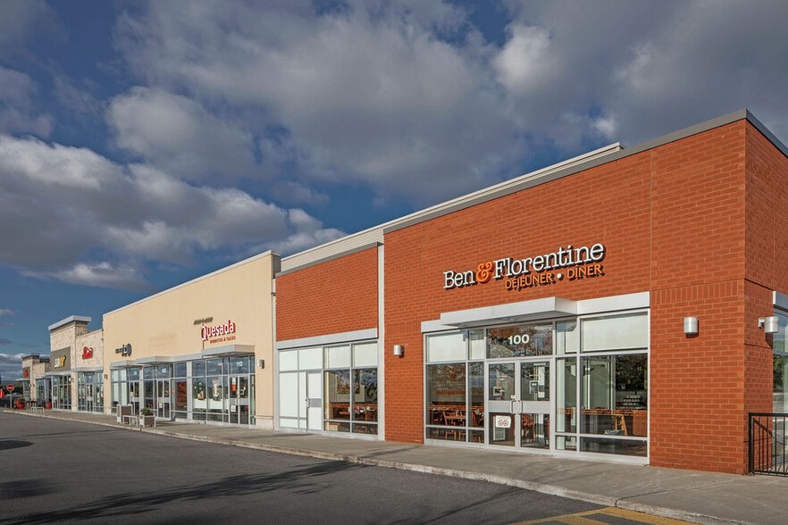 More Photos Of 2735 Boul De La Pinière, Terrebonne General Retail For Lease