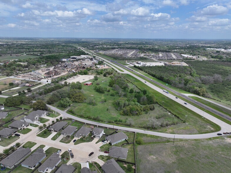 More Photos Of 1030 Dixie Rd, Brenham Land For Sale