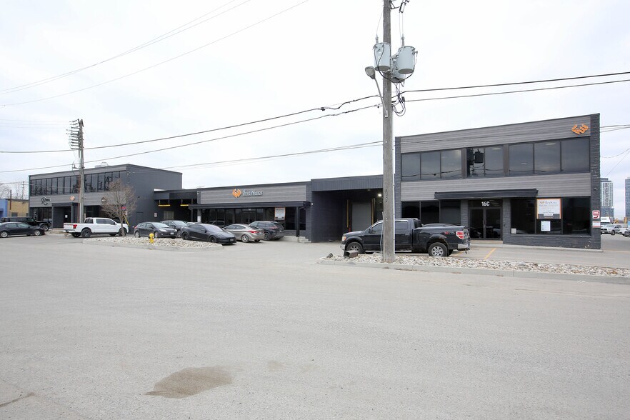 More Photos Of 16-20 Newbridge Rd, Toronto Manufacturing For Sale