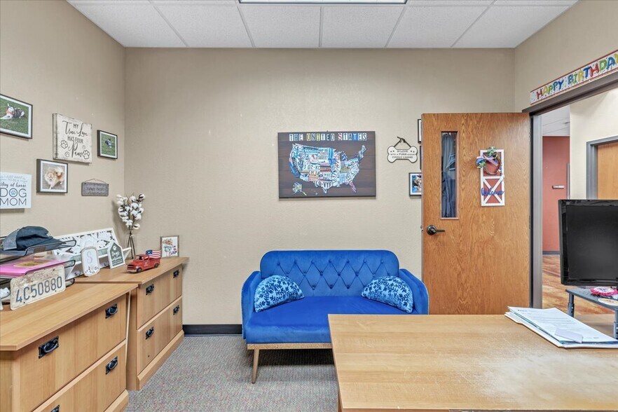 More Photos Of 304 S 29th St, Chickasha Medical For Sale