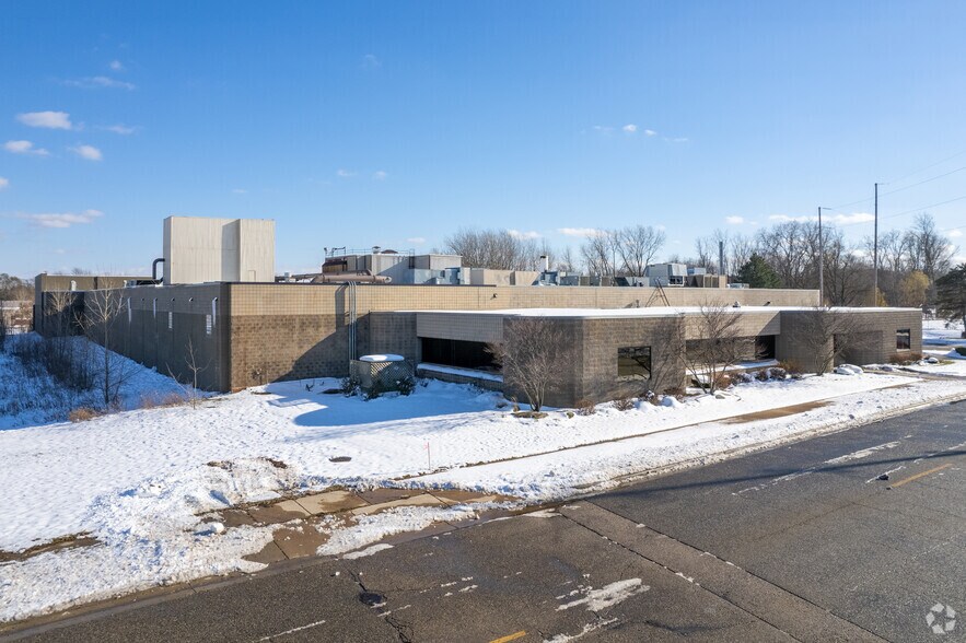 More Photos Of 200 Maple St, Sparta Manufacturing For Sale