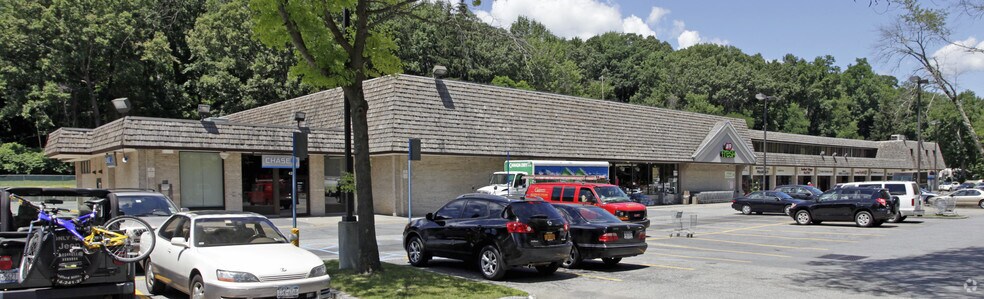 More Photos Of 420-430 Old Post Rd, Bedford Unknown For Lease