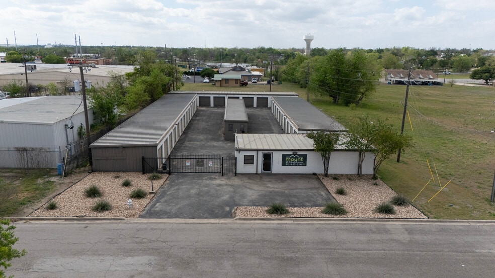 More Photos Of 209 Commercial Dr, Taylor Self Storage For Sale