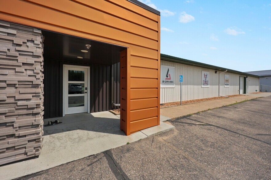 More Photos Of 5150 Marson Dr, Sauk Rapids Light Manufacturing For Lease