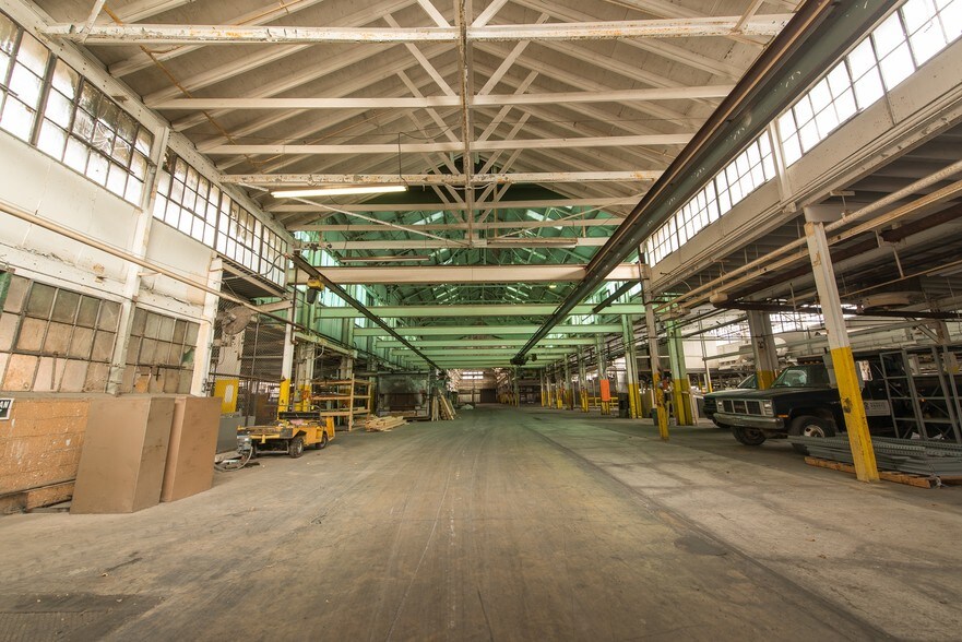 More Photos Of 2000 Axemann Rd, Bellefonte Warehouse For Lease