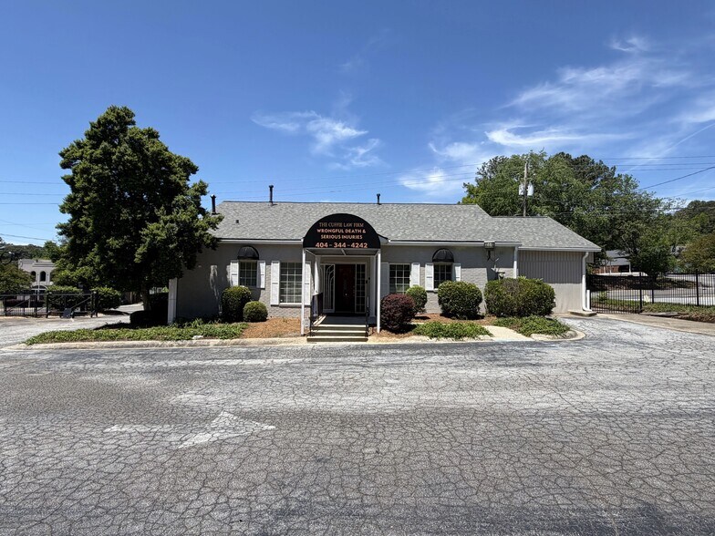 More Photos Of 3080 Campbellton Rd SW, Atlanta Office Residential For Sale