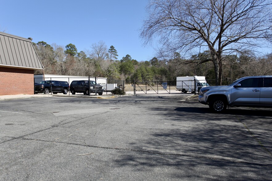 More Photos Of 360 Old Salisbury-concord Rd, Concord Distribution For Sale