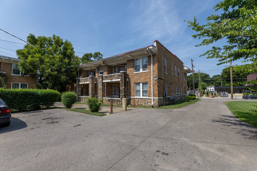 More Photos Of , Memphis Multifamily For Sale