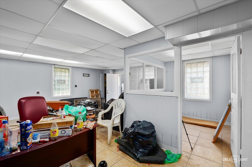 More Photos Of 3333 Sheffield Ave, Hammond Truck Terminal For Lease