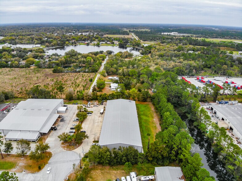 More Photos Of 1857 Patterson Ave, Deland Warehouse For Lease