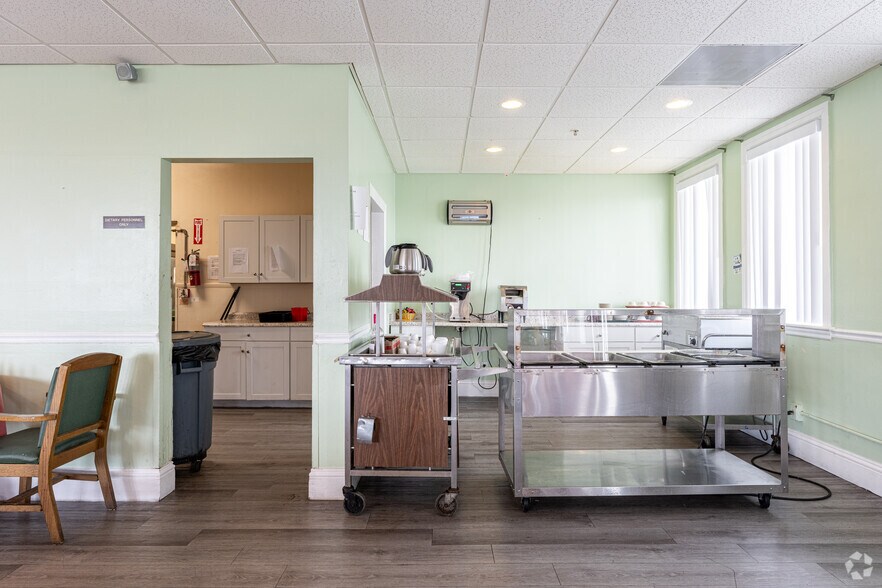 More Photos Of 1189 W River Dr, Margate Assisted Living For Sale