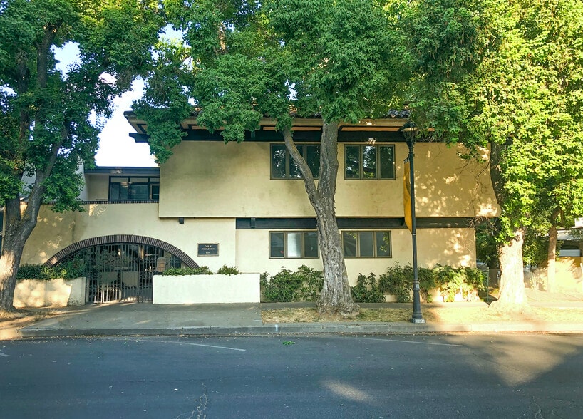More Photos Of 231 D St, Davis Office For Lease
