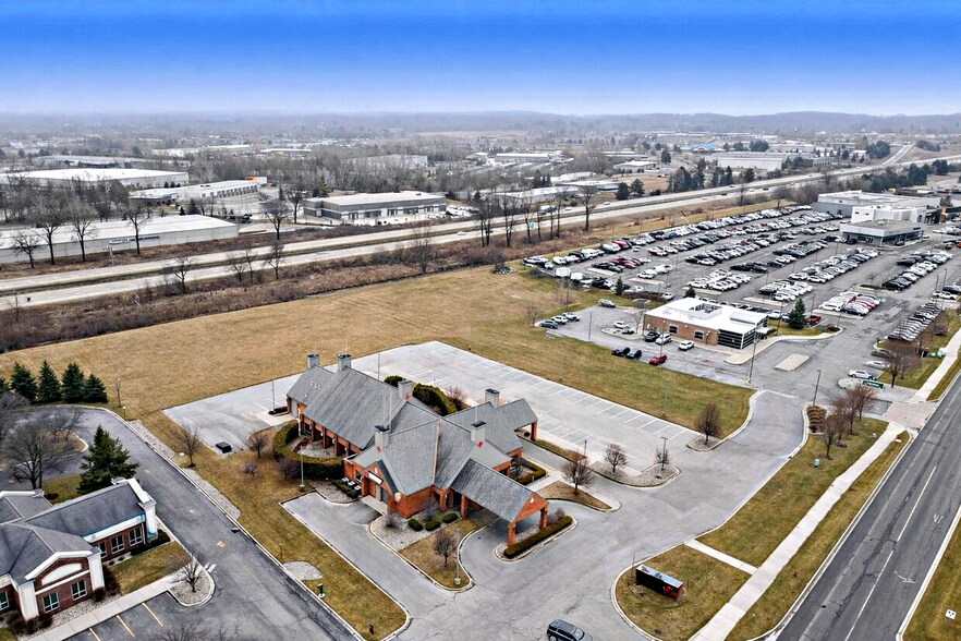 More Photos Of 15555 Silver Pky, Fenton Medical For Lease