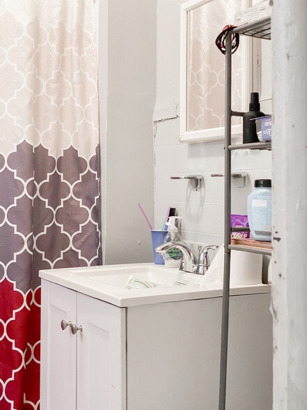 More Photos Of 72 1/2 Henry Ave, Newburgh Apartments For Sale