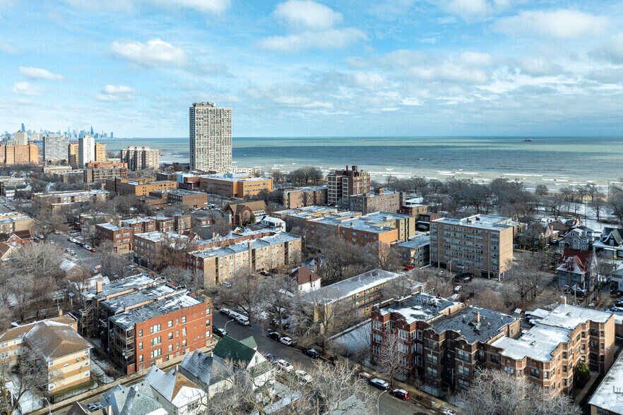 More Photos Of 7635 S Coles Ave, Chicago Apartments For Sale