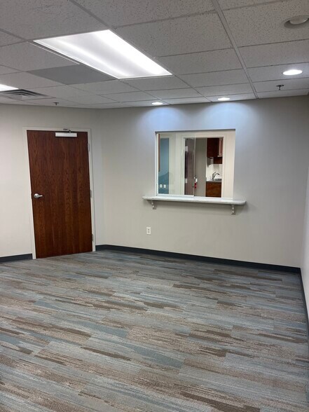 More Photos Of 18077 River Rd, Noblesville Medical For Lease