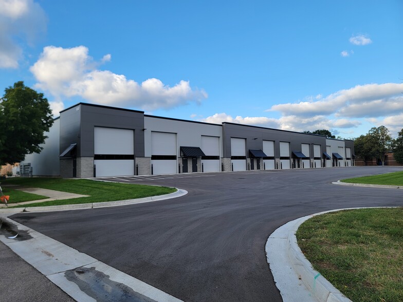 More Photos Of 460 Cleveland Ave, Holland Self Storage For Sale
