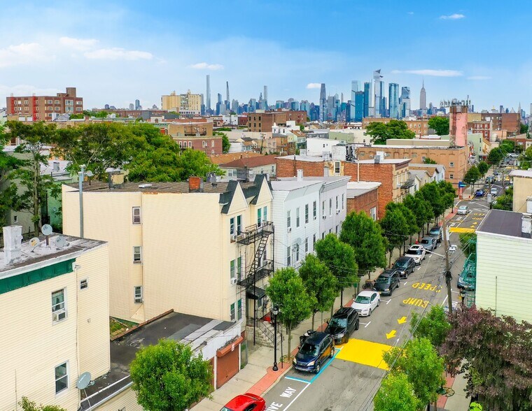More Photos Of , Union City Multifamily For Sale