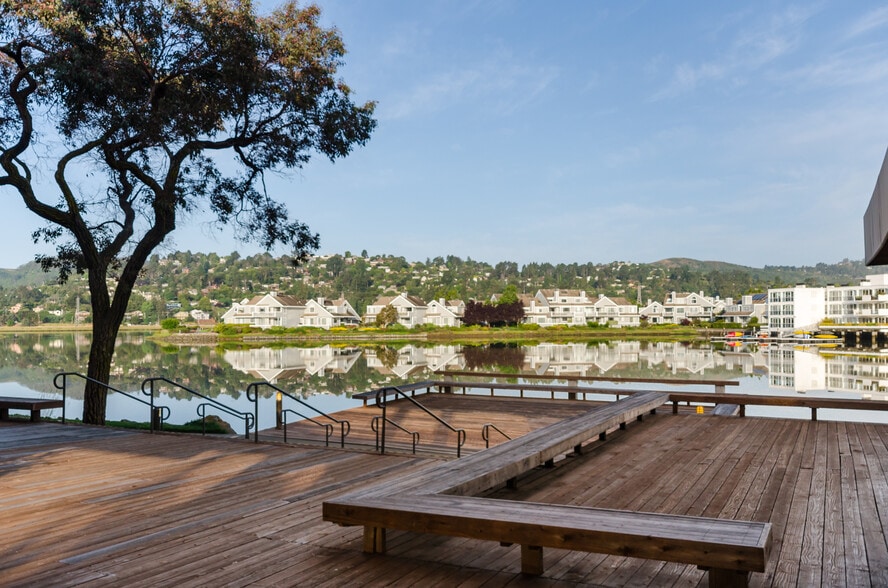 More Photos Of 655 Redwood Hwy, Mill Valley Office For Lease