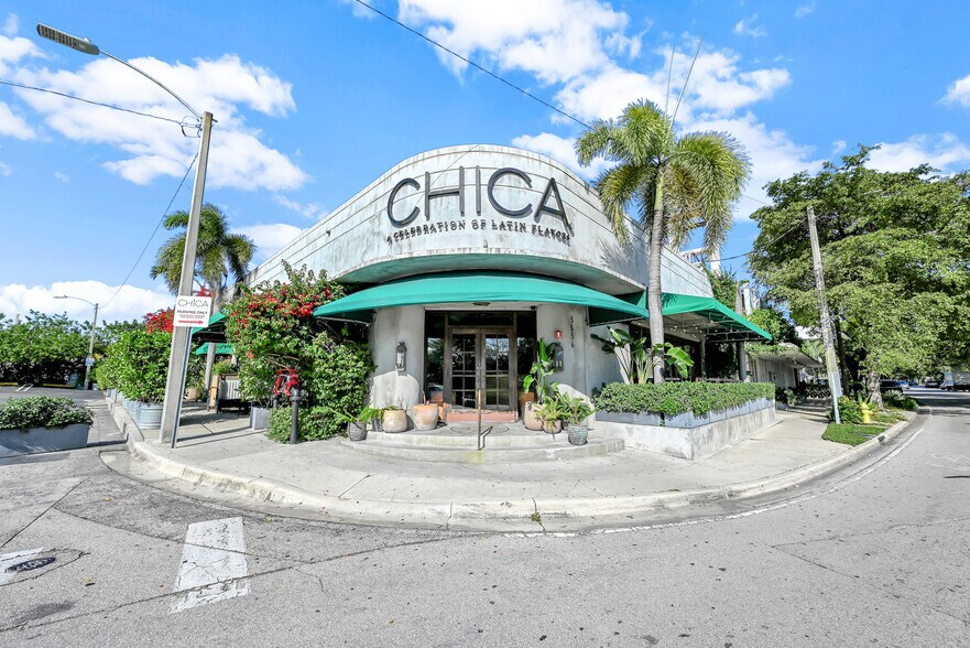 More Photos Of 5556 NE 4th Ct, Miami Restaurant For Lease