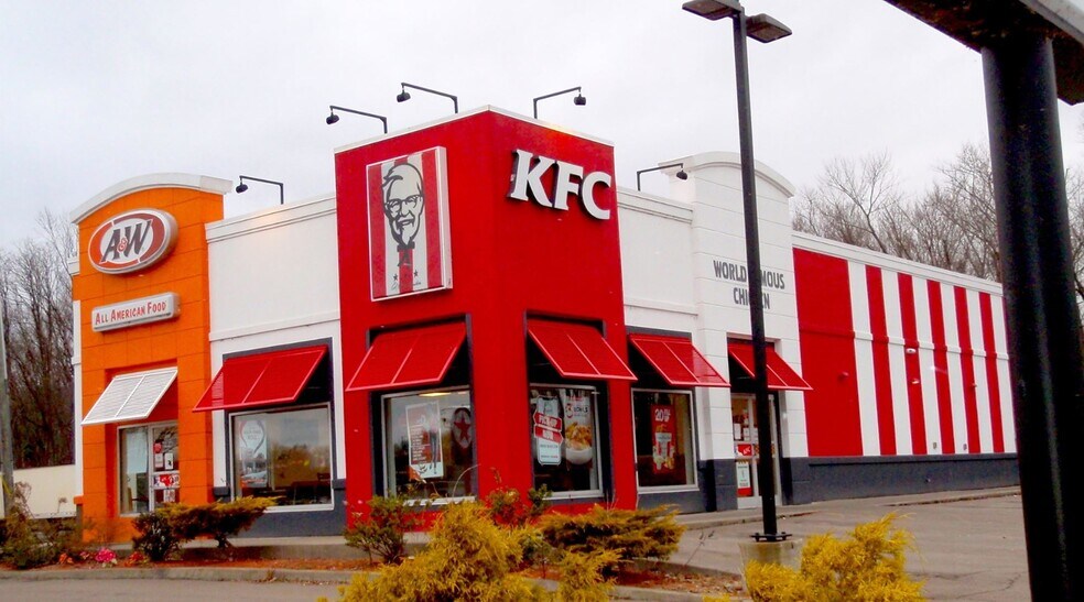 More Photos Of 803 State Route 17C, Owego Fast Food For Lease