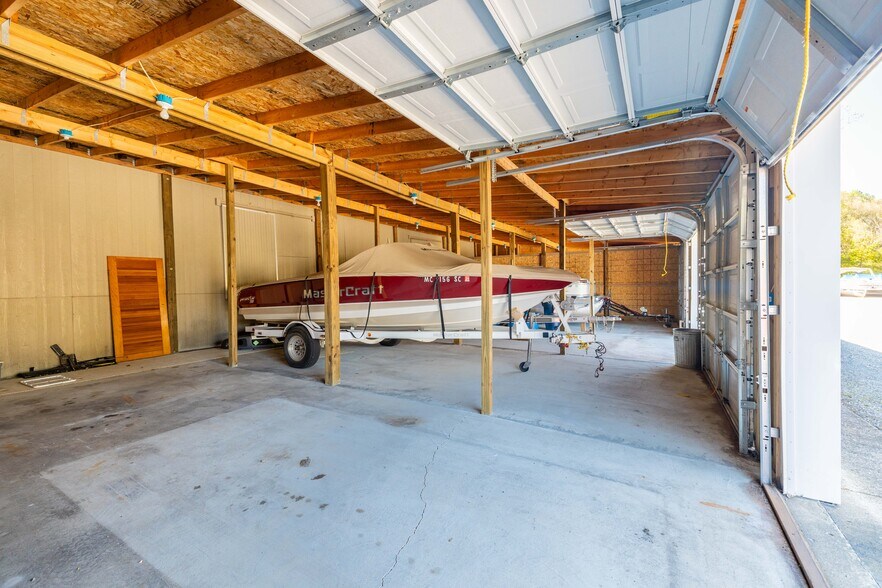 More Photos Of 131 N Lake St, Grass Lake Freestanding For Sale